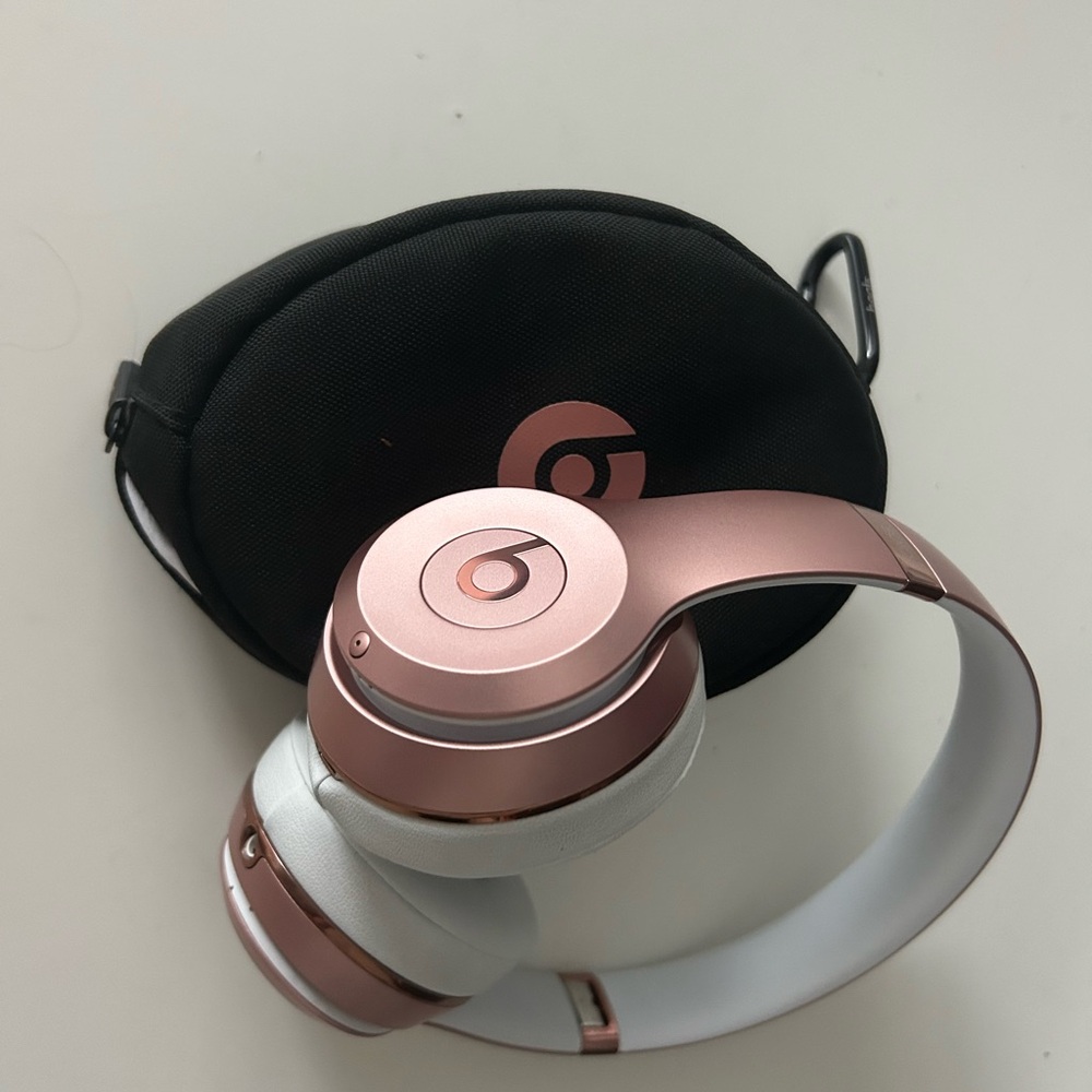 Beats Rose Gold Studio 3 Wireless Headphones